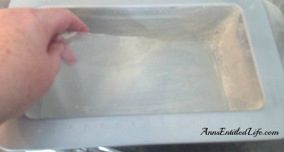 How To Grease and Flour A Baking Pan. Easy to  follow, step-by-step instructions on how to grease and flour a baking pan so your cake will not stick after being baked!