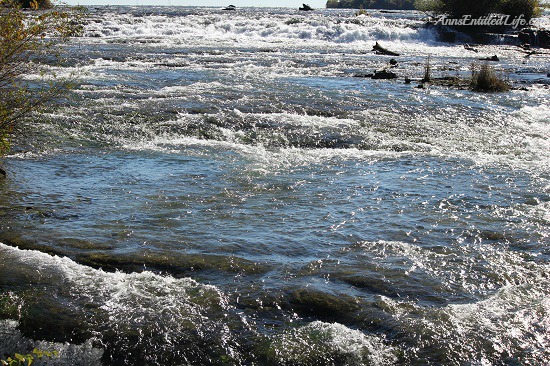 Niagara Falls, Goat Island and Three Sisters Islands