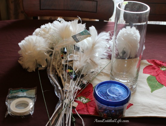 Easy Holiday Table Decoration Idea