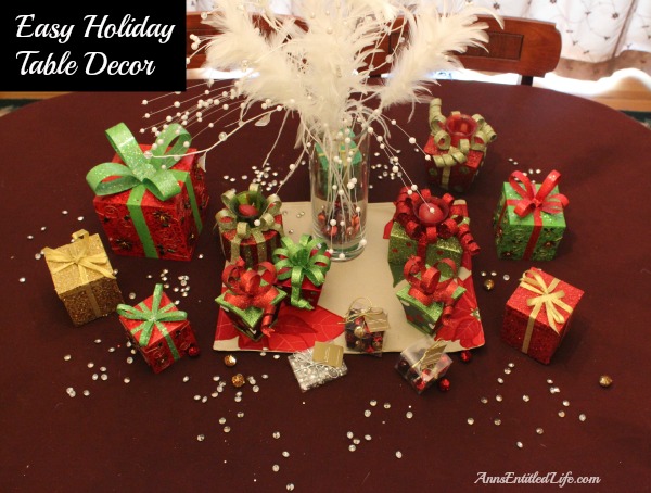 Easy Holiday Table Decoration Idea