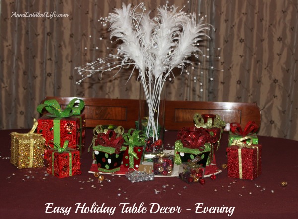 Easy Holiday Table Decoration Idea