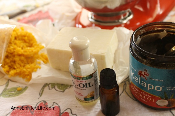 DIY Peppermint Hand Cream. A refreshing holiday scented hand cream that can be customized to any scent. Soothing to chapped and dry hands, this peppermint hand cream make a great gift, or just keep it for your personal homemade body product use. 