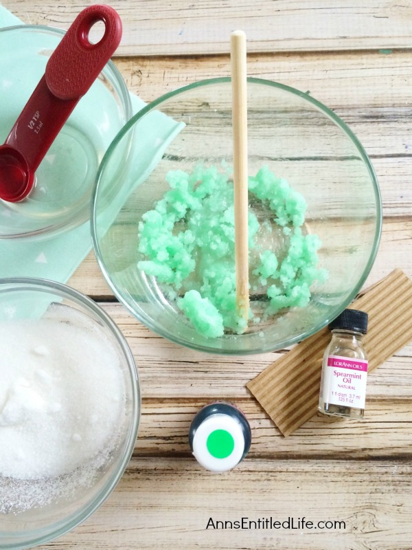 Spearmint Lip Scrub. Have dry, chapped lips? Exfoliate your lips with your own, homemade lip scrub. You can easily, and inexpensively, make your own spearmint lip scrub with using these simple step by step instructions.