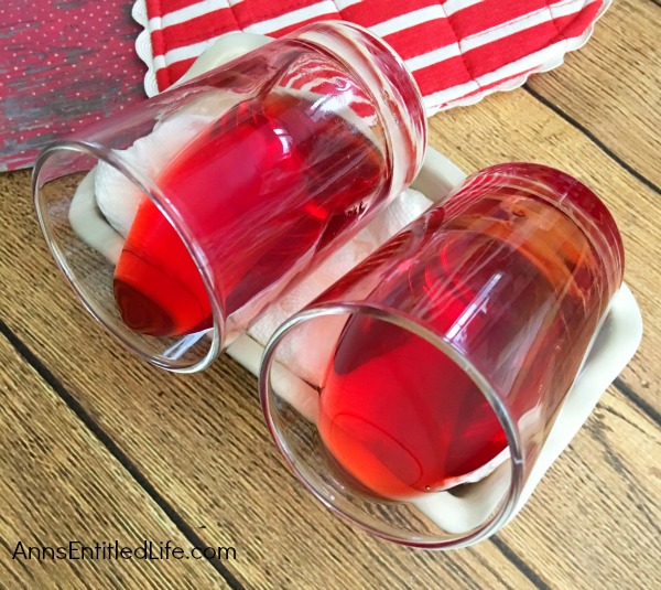 Jello Hearts Recipe. Delicious jello hearts are a fun and fabulous sweet treat for adults and kids alike. Simple to make, these delightful little cup of goodness will put a smile on your children's faces.