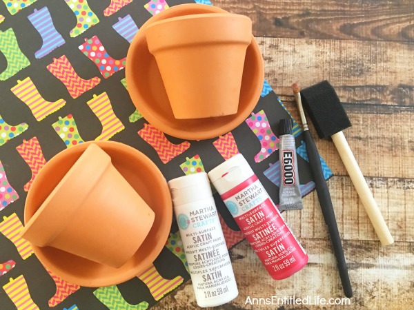 DIY Terra Cotta Garden Mushrooms. Make your own cute garden decor simply and inexpensively! Here's an easy step by step tutorial on how to make these DIY Terra Cotta Garden Mushrooms to brighten up and add a touch of whimsy your gardens.
