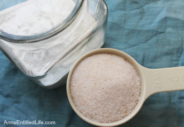 DIY Inflammation Fighting Bath Salts. Make your own inflammation fighting bath salts with this easy homemade recipe featuring Bergamot and Lemongrass Essential oils.