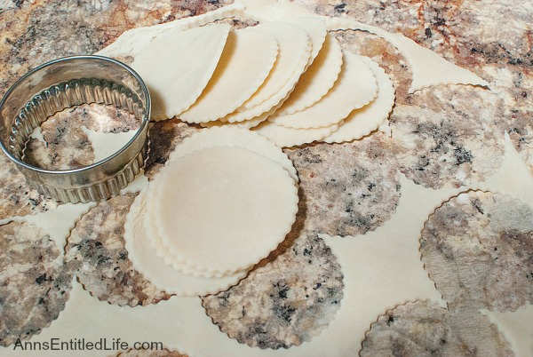 Strawberry Rhubarb Hand Pies Recipe. Homemade pie, but no utensils required to eat. These delicious, sweet and tart, easy to make Strawberry Rhubarb Hand Pies are great for dessert, lunch boxes, snacks and portion control.