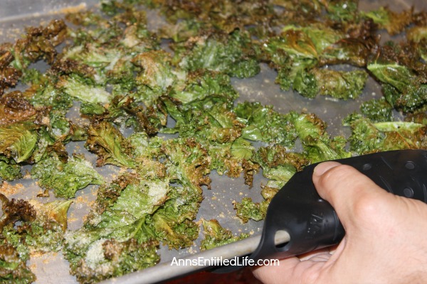 Kale Chips Recipe. Easy to make, deliciously crispy Kale chips! This Kale Chips recipe will turn even those that do not normally care for Kale, into Kale Lovers!!