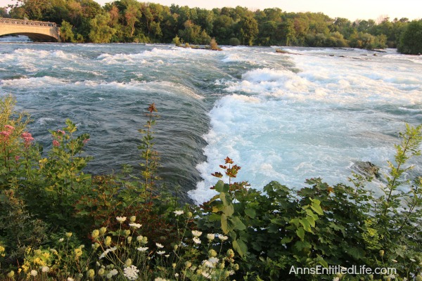 Niagara Falls at Night! Every evening the Falls are lit with color. It is truly a beautiful sight. This post has many photographs of Niagara Falls, NY in the evening. These are summer night photos.