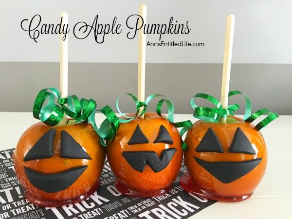 Pumpkin Candy Apples Recipe. Candy apples are the favorite of every child! This Halloween make these wonderful Pumpkin Candy Apples for parties, lunchboxes, afternoon snacks or as a special dessert. Your family will love these tasty treats!