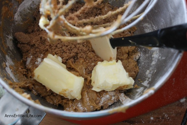 Gingerbread Coffeecake Recipe. This Gingerbread Coffee Cake topped with a ginger glaze icing is a great way to cap off a winter meal or start the day with a good cup of coffee. The cake is lightly sweetened and has a delicious spiciness to it; an easy way to get your gingerbread fix!