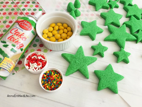 Stackable Christmas Tree Cookies Recipe. These adorable stackable Christmas tree cookies are easy to make, and a lot of fun to decorate! If you want to make special holiday 3-D cookies this year, give this Stackable Christmas Tree Cookies recipe a try.