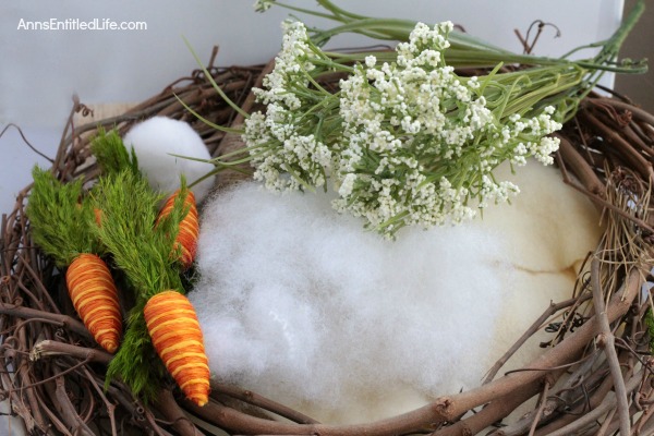 Easy DIY Bunny Butt Wreath. Bunny bottoms are adorable crafts. This cute, simple to make, bunny butt wreath is an inexpensive to make spring craft, perfect decor for your door, over your fireplace or on a wall.