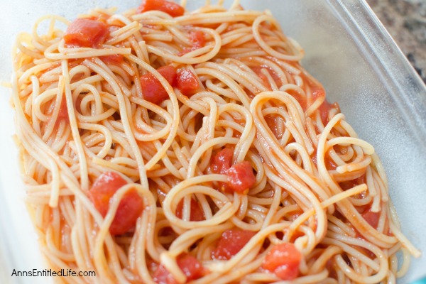 Chicken Spaghetti Casserole. This Chicken Spaghetti Casserole recipe is a wonderful supper dish your entire family will love. Whether you call it a pasta bake recipe, a chicken pasta bake or a chicken spaghetti casserole, just know this easy dinner recipe is destined to be a family favorite. Yum!