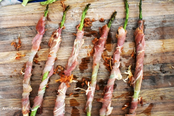 Prosciutto Asparagus Spears Recipe. These prosciutto wrapped spears of asparagus are a delicious side dish to serve at your next spring brunch or perfect as an exquisite dinner party appetizer.