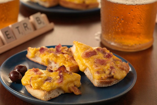 Bays Bacon, Beer & Cheddar English Muffin Bites