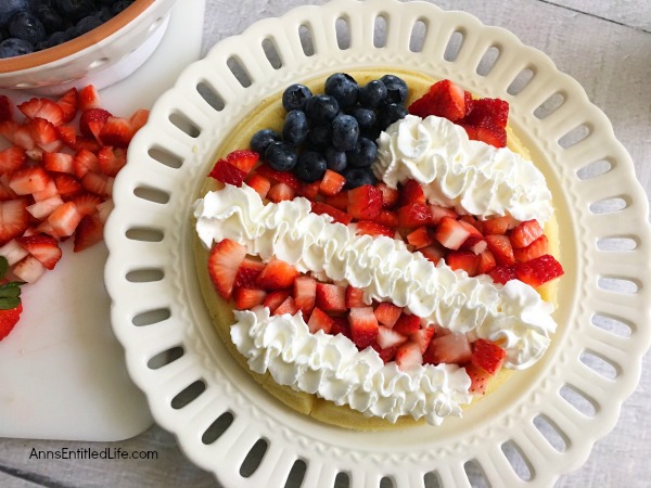 Flag Waffle Recipe.Looking for a patriotic holiday breakfast? These adorable American Flag Waffles is a tasty breakfast waffle and wonderful fresh fruit combination that your children will love!