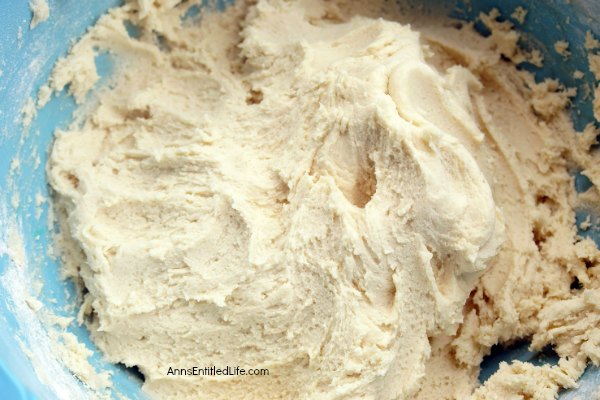 Almond Doughnut Cookies Recipe. Fun, easy to make cookies in the shape of a doughnut! These cookies are wonderful for packing in the old lunchbox, dessert or a cookie exchange!