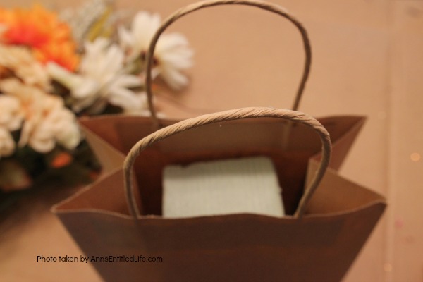 Dollar Store Craft: Paper Bag Flower Arrangement. This is an unusual, easy to make craft you can fabricate with basics found at your local dollar store. If you are looking for an inexpensive, quirky craft, you can make this paper bag flower arrangement in about 30 minutes using these step-by-step instructions. 