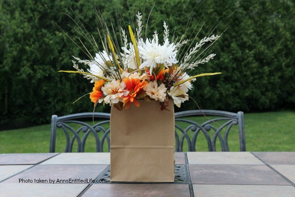 Dollar Store Craft: Paper Bag Flower Arrangement. This is an unusual, easy to make craft you can fabricate with basics found at your local dollar store. If you are looking for an inexpensive, quirky craft, you can make this paper bag flower arrangement in about 30 minutes using these step-by-step instructions.