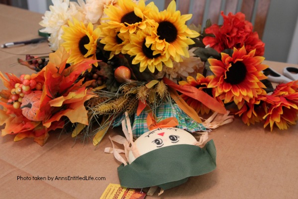 Dollar Store Craft: Fall Centerpiece. A fun, easy to make fall craft you can make with basics found at your local dollar store. If you are looking for an inexpensive, yet beautiful craft, you can make it in about 45 minutes with these step-by-step instructions.