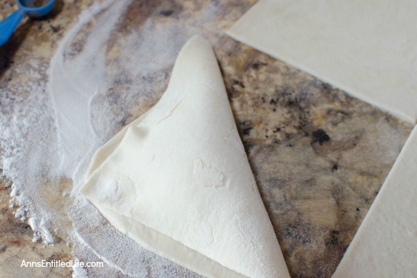 Easy Maple Pumpkin Turnovers Recipe. These amazing maple pumpkin turnovers are a wonderful breakfast treat you entire family will enjoy. Perfect for an on-the-go breakfast, packed in a lunchbox, or as a fabulous dessert, these pumpkin turnovers are a sweet and tasty delight.