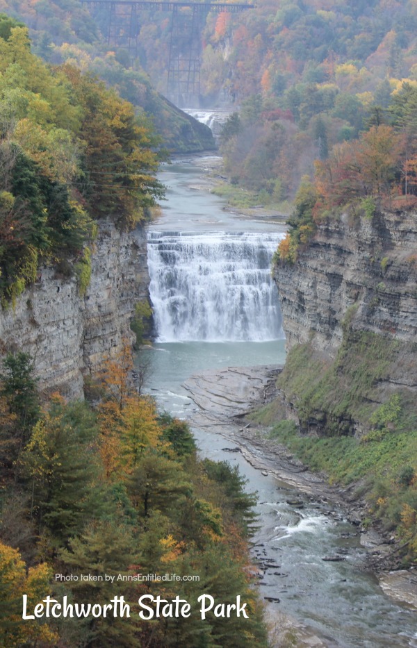 Letchworth State Park-pictures and information about New York's Letchworth State Park, including waterfalls, leaves, the gorge, railroad trestle and more!