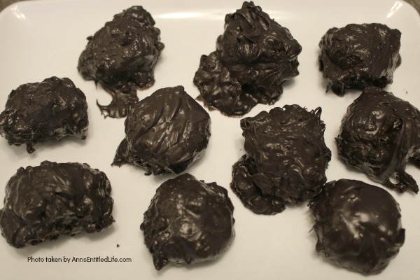 Peanut Butter Lumps of Coal Recipe. This no-bake, easy to make peanut butter lump of coal cookie recipe is a fun update to traditional lump of coal cookies. These peanut butter cookies are soft, moist, delicious, and only 4-Ingredients!