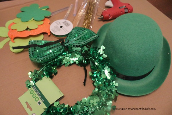 St. Patrick's Day Door Hanger DIY. Make your own St. Patty's Day door décor! This leprechaun inspired, easy DIY tutorial comes together quickly when you follow these step by step craft instructions. This St. Patrick’s Day Door Hanger DIY project is simply adorable!