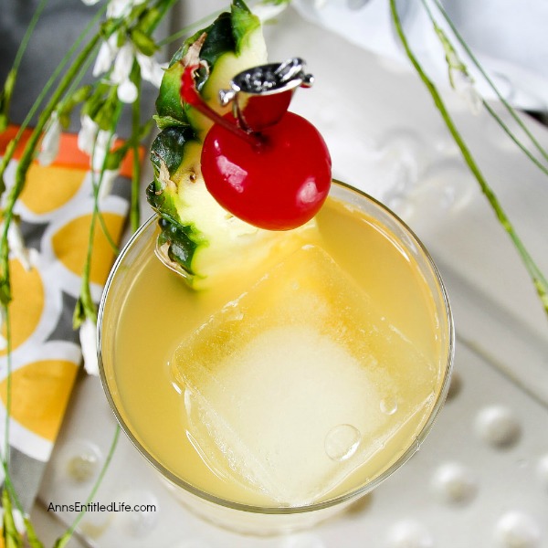 King George Cocktail recipe. A slightly sweet, slightly tart, completely delicious highball recipe. Sophisticated and smooth this fabulous, unique, King George Cocktail recipe is a sure hit!