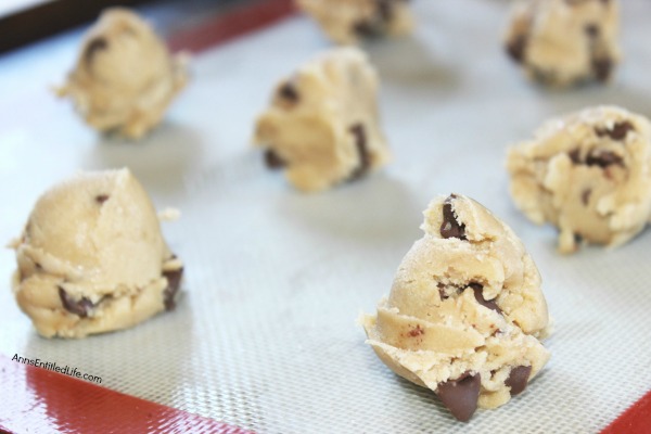 One-Bowl Whole Wheat Chocolate Chip Cookies Recipe. If you are looking for a delicious whole wheat chocolate chip cookie recipe, you have found it! These are a delicious and chewy chocolate chip cookie, using whole wheat flour. Simple to make, these one-bowl chocolate chip cookies are simply fabulous.