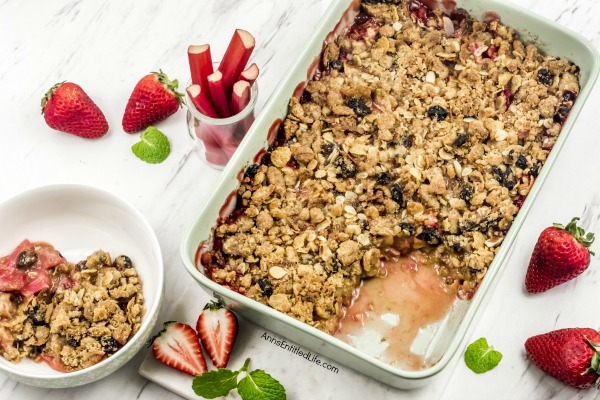 Strawberry Rhubarb Crisp. This amazing strawberry rhubarb dessert is a sweet-tart Strawberry Rhubarb Crisp Recipe that is not only fast and easy to make, but delicious as well.