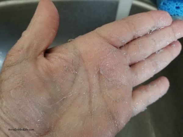 How to Make a Gardener Hand Soap Scrub. This wonderfully scented, very effective, homemade gardener hand soap scrub is very easy to make. If you have rough, dry, dirty hands from gardening and yard work, mix up a batch of this diy soap/hand scrub and let your hands feel good again. This makes a great gift for gardeners too!