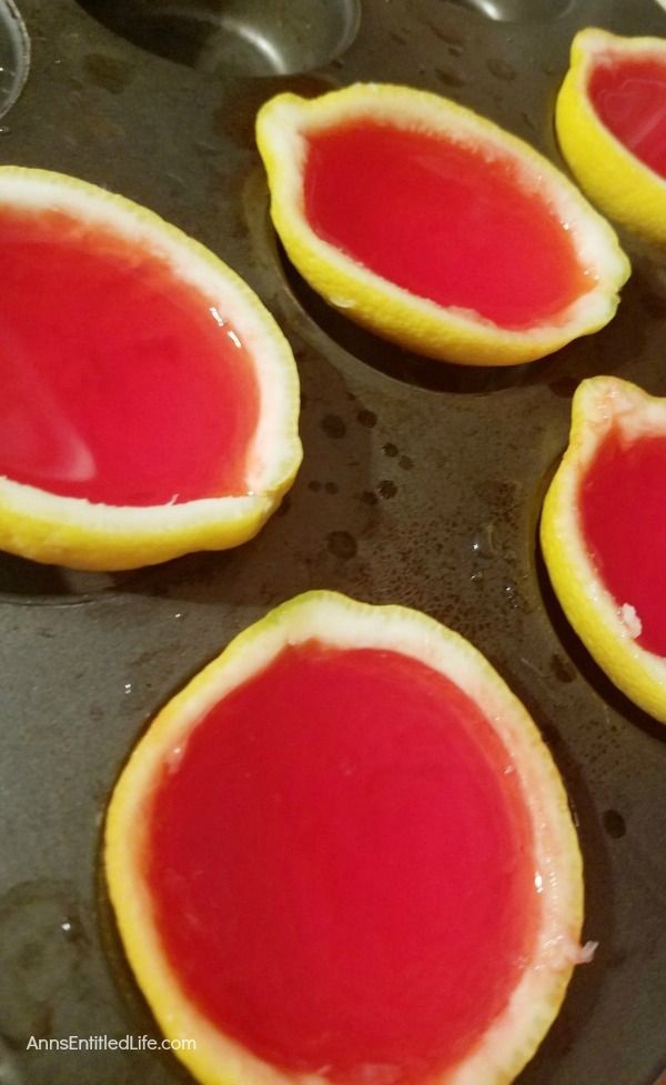 Strawberry Lemonade Jello Shots Recipe. Learn how to make this fruit jello shots recipe! They are a fun and simple way to make a festive strawberry lemonade jello shot for your next gathering. Easy to transport, these wonderful jello shots are great for parties, tailgating, and more!