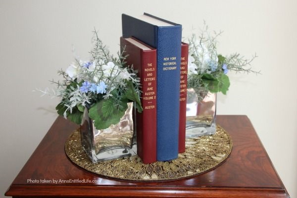 How to Make Floral Bookends. These decorative bookends are so easy to make! In less than 15 minutes you can make a set of unique bookends to match your room decor or to give as a gift (a great teacher gift!). Highly customizable, these step by step instructions will show you how to make floral bookends for any season, color scheme, or decorating taste.