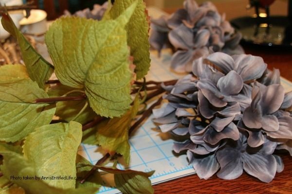 Shabby Chic Autumn Wreath. If you are a fan of shabby chic décor for your home, you are going to want to make this lovely shabby chic autumn wreath! Simple to make, the soft and understated colors are perfect shabby chic wall décor, or door décor.