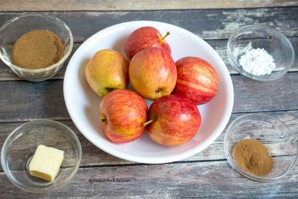 Apple Cinnamon Croissant Cake Recipe. The scent of crisp apples and cinnamon will fill your home while this tasty treat bakes in your oven. Your taste buds will be watering, and oh that first bite! This is simply an outstanding fall dessert recipe. This apple cinnamon croissant cake recipe is so easy to make. Believe me, your entire family will enjoy this fabulous pastry.