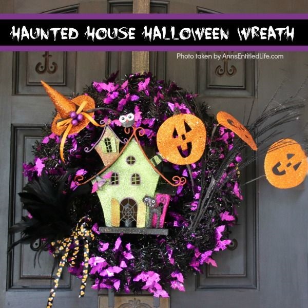 Haunted House Halloween Wreath. This whimsical haunted house Halloween wreath is an easy to put together - truly a 15-minute craft!  If you are looking for simple Halloween wreath ideas, look no further than this fun haunted house Halloween wreath DIY.