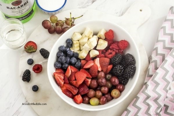 Simple Summer Fruit Salad Recipe. If you like fresh fruit - and who doesn't!? - you will love this simple summer fruit salad recipe. Easy to make, it comes together quickly and tastes fantastic. The 