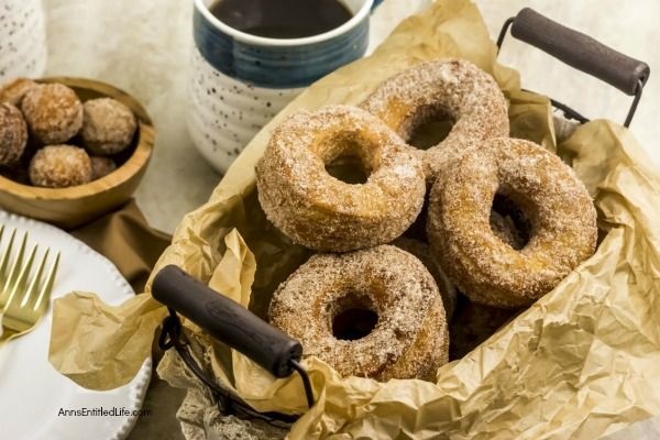 Easy Homemade Cinnamon Sugar Donuts Recipe. Easy, delicious, freah and tasty homemade donuts! What could possibly be better? Now you can make your own donuts with this easy 4-ingredient step-by-step tutorial. They taste like the old fashioned donuts Grandma used to make, only these are prepped and ready in no time flat! Try this easy homemade cinnamon sugar donuts recipe this week for breakfast. Your entire family will be glad you did!