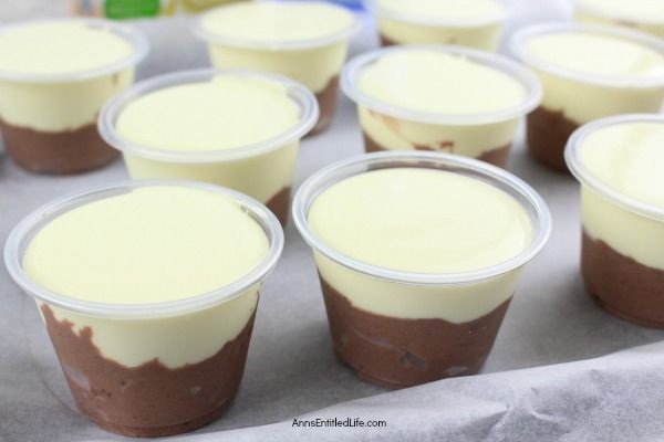 White Russian Pudding Shots Recipe. The melt-in-your-mouth creamy, rich, coffee-cocoa goodness of this white Russian pudding shots recipe will make it an immediate favorite at parties, get-togethers, and tailgating events. Simply follow these easy step-by-step pudding shot instructions to make these phenomenal white Russian pudding shots - your friends and family will thank you. Yum!