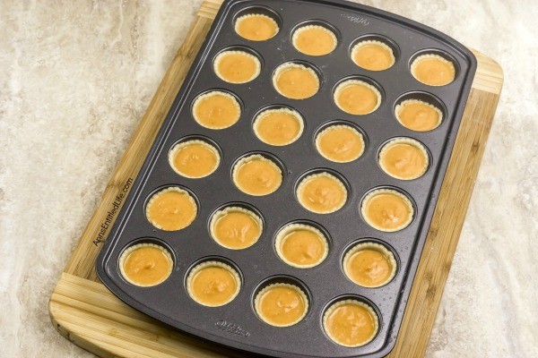 These sweet little mini pumpkin pies are just so simple to make! If you are searching for a delicious bite-sized holiday dessert, these individual pumpkin pie bites are sure to impress your family and friends. Only you will know how easy they were to prepare.