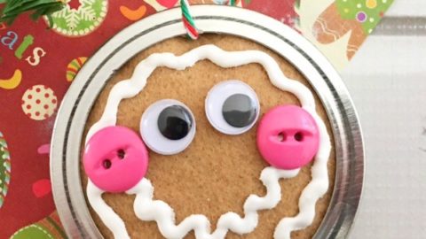 Gingerbread Man Mason Jar Lid Ornament DIY