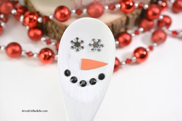 Wooden Spoon Craft: Snowman Spoon Puppet. Bring a little bit of the cold inside this winter and make your own Snowman spoon with these easy step by step instructions! This adorable little 