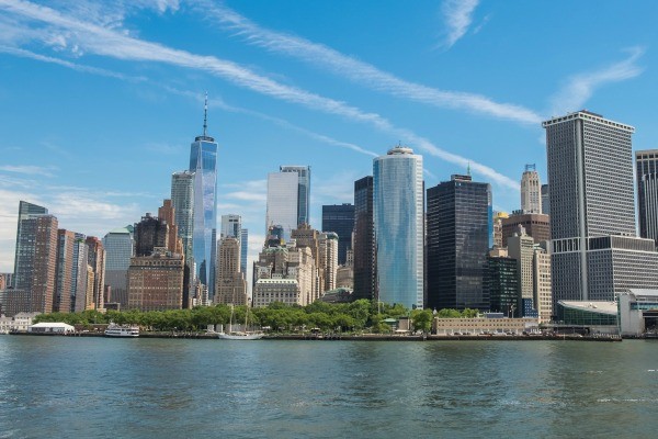 10 Fabulous New York State Springtime Getaways. While we may take it for granted sometimes, those of us who live in New York State know that it is a wonderful place to live and play during the springtime. Whether you are a New York State resident, or you are just vacationing in this beautiful region, you can find some pretty amazing places to visit here in the Empire State.