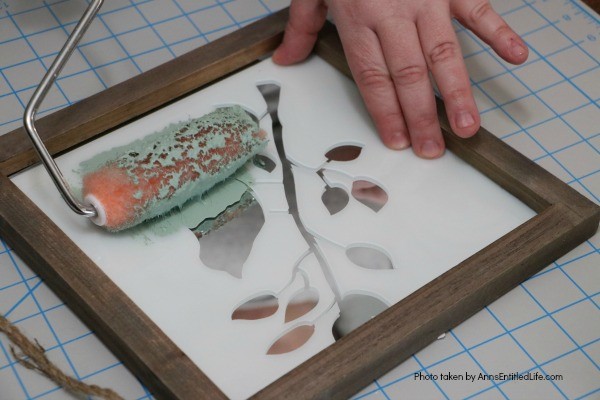 Farmhouse Décor: Easy Painted Mirror. This sweet little painted mirror is easy to make, rustic décor. Great for indoor or outdoor decorating, this DIY farmhouse style painted mirror fills in that small area of open wall space perfectly. This step-by-step tutorial will show you exactly how to make this simple painted mirror project inexpensively.