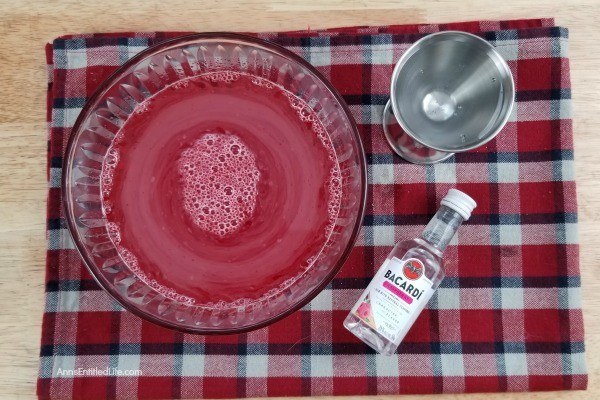 Red, White, and Blue Jello Shots Recipe. Having a party? These fabulous red, white, and blue Jello shots are perfect for the 4th of July, Memorial Day, or any other patriotic holiday gathering. Whether you are packing a picnic, having a backyard BBQ, or want something special to take to Independence Day festivities with family and friends, these terrific Jello shots are what your holiday celebration needs!