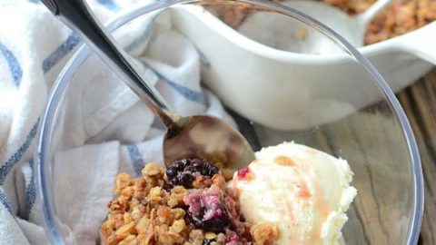 Blackberry Crisp Recipe