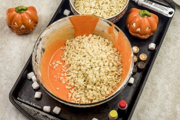 Jack O'Lantern Rice Crispy Treats Recipe. These adorable Jack O'Lantern rice crispy treats are an easy to make snack. They are great for the Halloween season without being too spooky for small children. Your little ghosts and goblins will devour these tasty, fun treats.