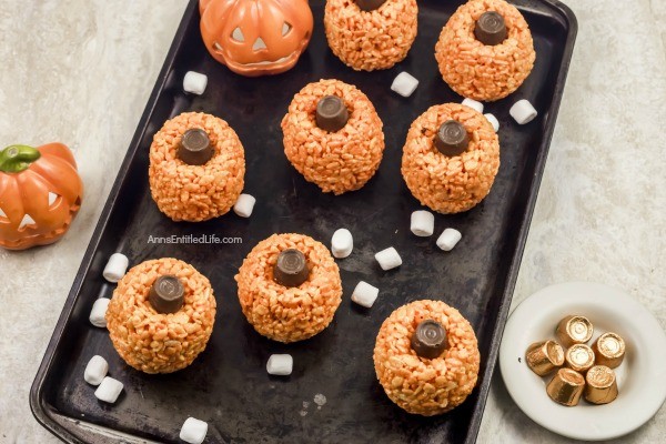 Jack O'Lantern Rice Crispy Treats Recipe. These adorable Jack O'Lantern rice crispy treats are an easy to make snack. They are great for the Halloween season without being too spooky for small children. Your little ghosts and goblins will devour these tasty, fun treats.